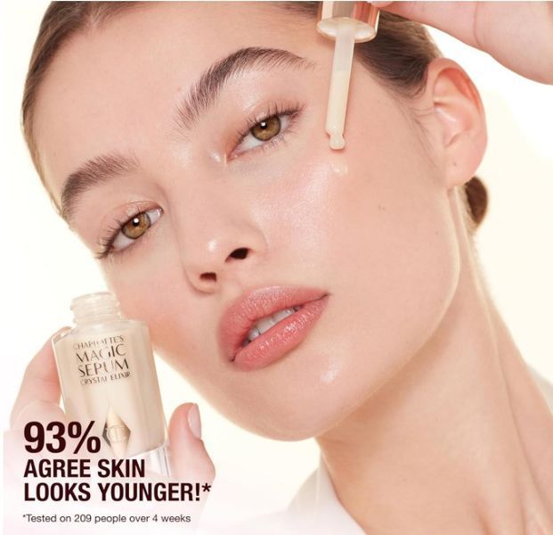 Антивікова сироватка для сяйва та зволоження шкіри Charlotte Tilbury Charlotte's Magic Serum with Vitamin C 30 ml 5056446643344 фото