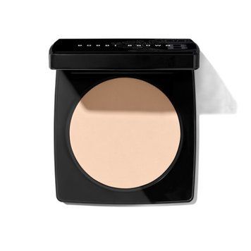 Компактна пудра Bobbi Brown Sheer Finish Pressed Powder Soft Porcelain, 9г 716170294377 фото